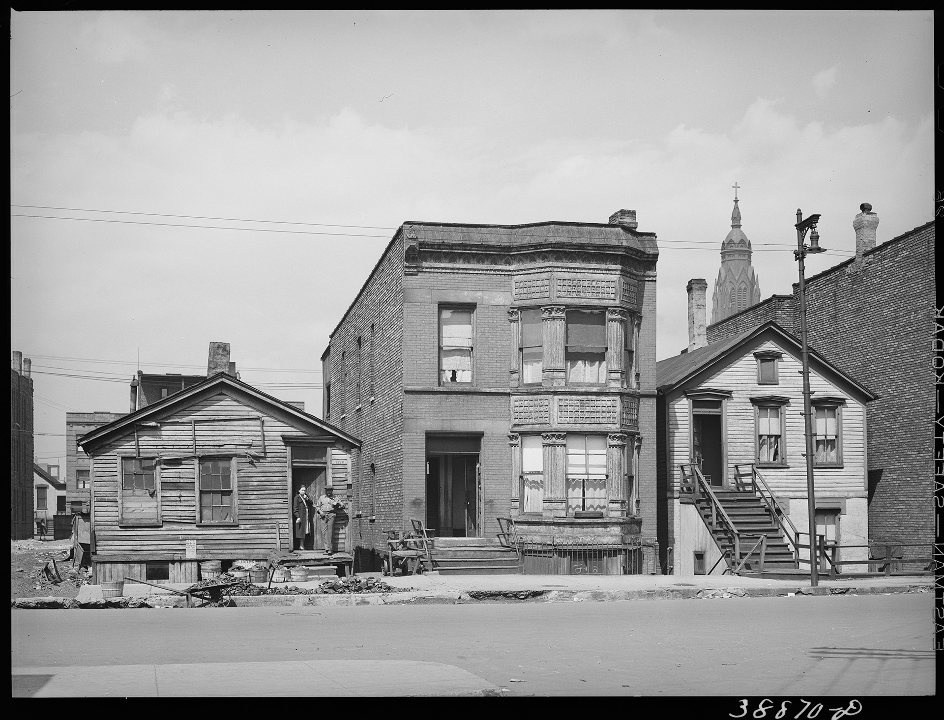 Housing in a Black neighborhood in Chicago during the 1940s.